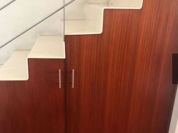EN VENTA - MODERNO LOFT DE 2 PISOS - ATRAS PALMAS Y PERIFERICO
