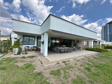 Se Vende Casa Campestre Sector - Avenida Centenario