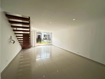Se Vende Casa Sector - Coinca