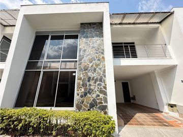 Se Vende Casa Sector - Coinca