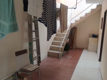CASA EN LA NUEVA FLORESTA