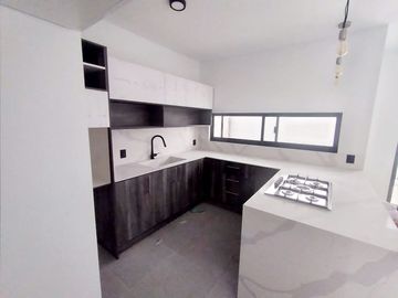 ¡CASA ESPECTACULAR EN VENTA EN CAPITAL SUR!