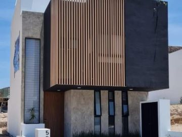 VENTA DE CASA EN QUERETARO