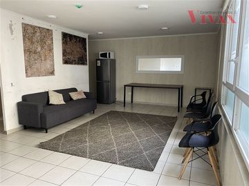 Departamento en Venta en Rebajado UF 1.690 ! Vendo Departamento 3 Dorm sin estacionamiento! recien pintado
