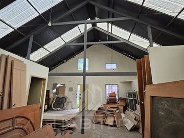 Bodega en Venta en Av. El Salto