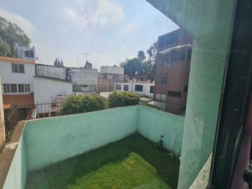 Casa Venta Fracc. Santa Cecilia, Col. Santa Cecilia, Coyoacán, CDMX