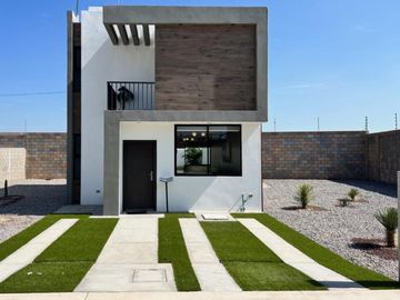 CASA EN VENTA EN COLONIA SAN BLAS