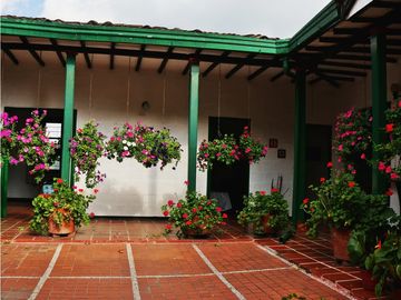 Casa típica Campestre 4 habitaciones   vía Rionegro - El Carmen