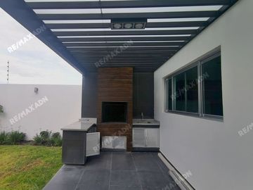 CASA VENTA CUMBRES DEL LAGO QUERÉTARO