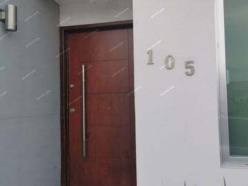 CASA VENTA CUMBRES DEL LAGO QUERÉTARO