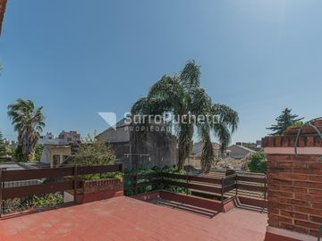 Venta casa 4 ambientes en Ramos Mejia.