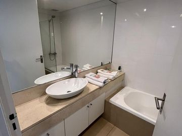 Departamento en venta - 1 Dormitorio 2 Baños - 68Mts2 - Olivos
