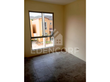 Casa en Urb. Bonavila