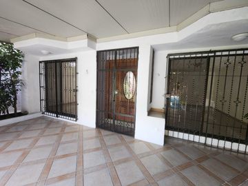 VENTA DE CASA EN VISTA HERMOSA