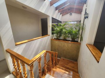 VENTA DE CASA EN VISTA HERMOSA