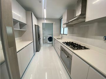 SEA CONFIABLE VENDE APARTAMENTO EN PH VELURE AMOBLADO