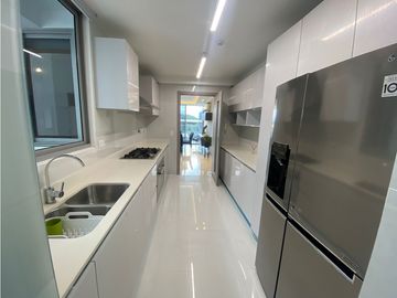 SEA CONFIABLE VENDE APARTAMENTO EN PH VELURE AMOBLADO