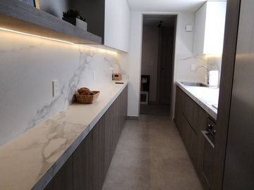 Venta Departamento en Pedregal 2, Capri 2 Piso