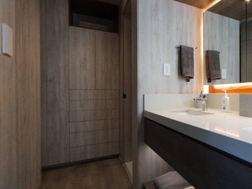 Venta Departamento en Pedregal 2, Capri 2 Piso