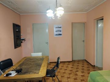 VENTA CASA MIXTA 2 DORMITORIOS / PATIO 4° SECCION