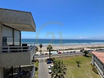 Se vende departamento frente al mar