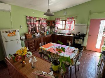 Excelente Casa De 3 Amb. Con Gran Parque **apto Crédito** Lote 44x1500. Los Quebrachos s/n. Cosquín