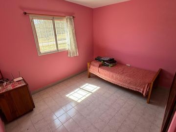 Excelente Casa De 3 Amb. Con Gran Parque **apto Crédito** Lote 44x1500. Los Quebrachos s/n. Cosquín