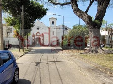PH 3 amb PRIMER PISO A RECICLAR en San Andres Barrio Parque