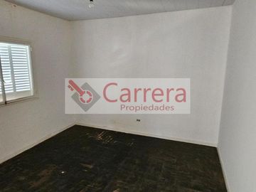 PH 3 amb PRIMER PISO A RECICLAR en San Andres Barrio Parque