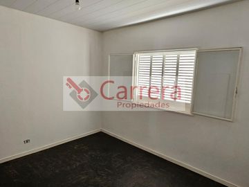 PH 3 amb PRIMER PISO A RECICLAR en San Andres Barrio Parque