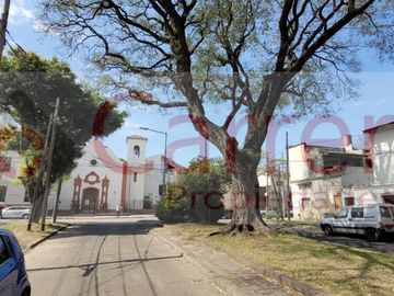 PH 3 amb PRIMER PISO A RECICLAR en San Andres Barrio Parque