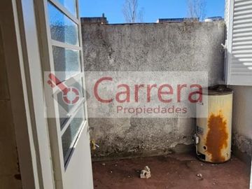 PH 3 amb PRIMER PISO A RECICLAR en San Andres Barrio Parque