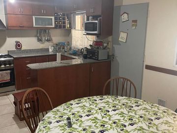 Amplio Chalet de 4 Amb con Parque