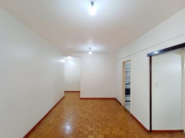 2 Ambientes en Las Cañitas Boulevard Olleros 40 m² Baño y Cocina Completos