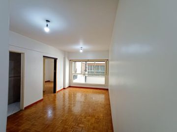 2 Ambientes en Las Cañitas Boulevard Olleros 40 m² Baño y Cocina Completos