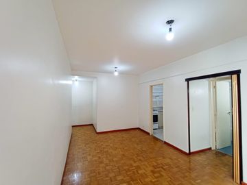 2 Ambientes en Las Cañitas Boulevard Olleros 40 m² Baño y Cocina Completos