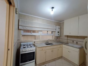 2 Ambientes en Las Cañitas Boulevard Olleros 40 m² Baño y Cocina Completos