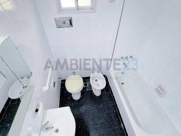 Charcas 5200 - Departamento 2 Ambientes con Balcon Impecable - Palermo Hollywood