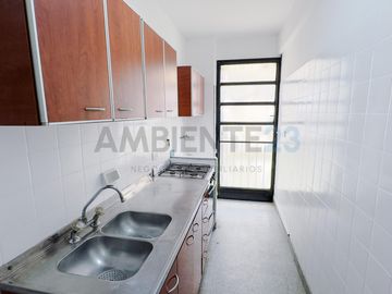 Charcas 5200 - Departamento 2 Ambientes con Balcon Impecable - Palermo Hollywood