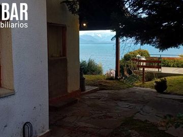 Terreno con casa a renovar - Ideal inversión para edificio- Oportunidad de Inversión