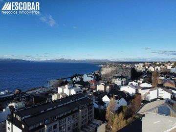 Terreno con casa a renovar - Ideal inversión para edificio- Oportunidad de Inversión