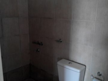 DEPTO 2 AMB. TIPO LOFT. TODO INCLUIDO EN EL VALOR. EXPENSAS. ABL Y AGUA , COMPLEJO CON PISICINA Y PARRILLA. TIGRE . LINIERS 483