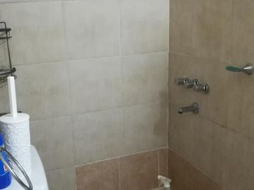 DEPTO 2 AMB. TIPO LOFT. TODO INCLUIDO EN EL VALOR. EXPENSAS. ABL Y AGUA , COMPLEJO CON PISICINA Y PARRILLA. TIGRE . LINIERS 483