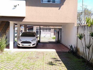 DEPARTAMENTO DOS AMBIENTES AMBIENTES EN PLANTA BAJA EN CASTELAR NORTE