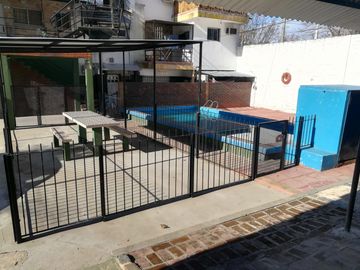 DEPTO 2 AMB.CON COCHERA TIPO LOFT. AMPLIO SIN EXPENSAS. PISCINA Y PARRILLA EN COMUN TIGRE.