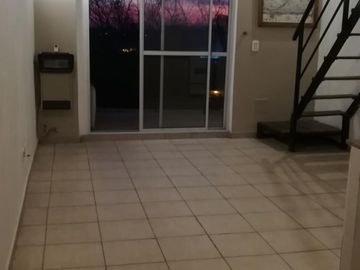 DEPTO 2 AMB.CON COCHERA TIPO LOFT. AMPLIO SIN EXPENSAS. PISCINA Y PARRILLA EN COMUN TIGRE.