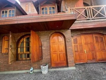 Hermoso Chalet en Lomas de Zamora.
