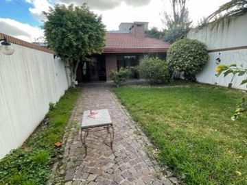 Hermoso Chalet en Lomas de Zamora.