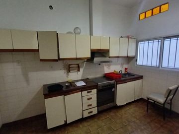 PH 3 AMBIENTES CON GARAGE Y FONDO LIBRE