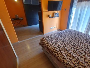 Dúplex 4 ambientes con cochera y patio - Homero y Alberdi. APTO CRÉDITO